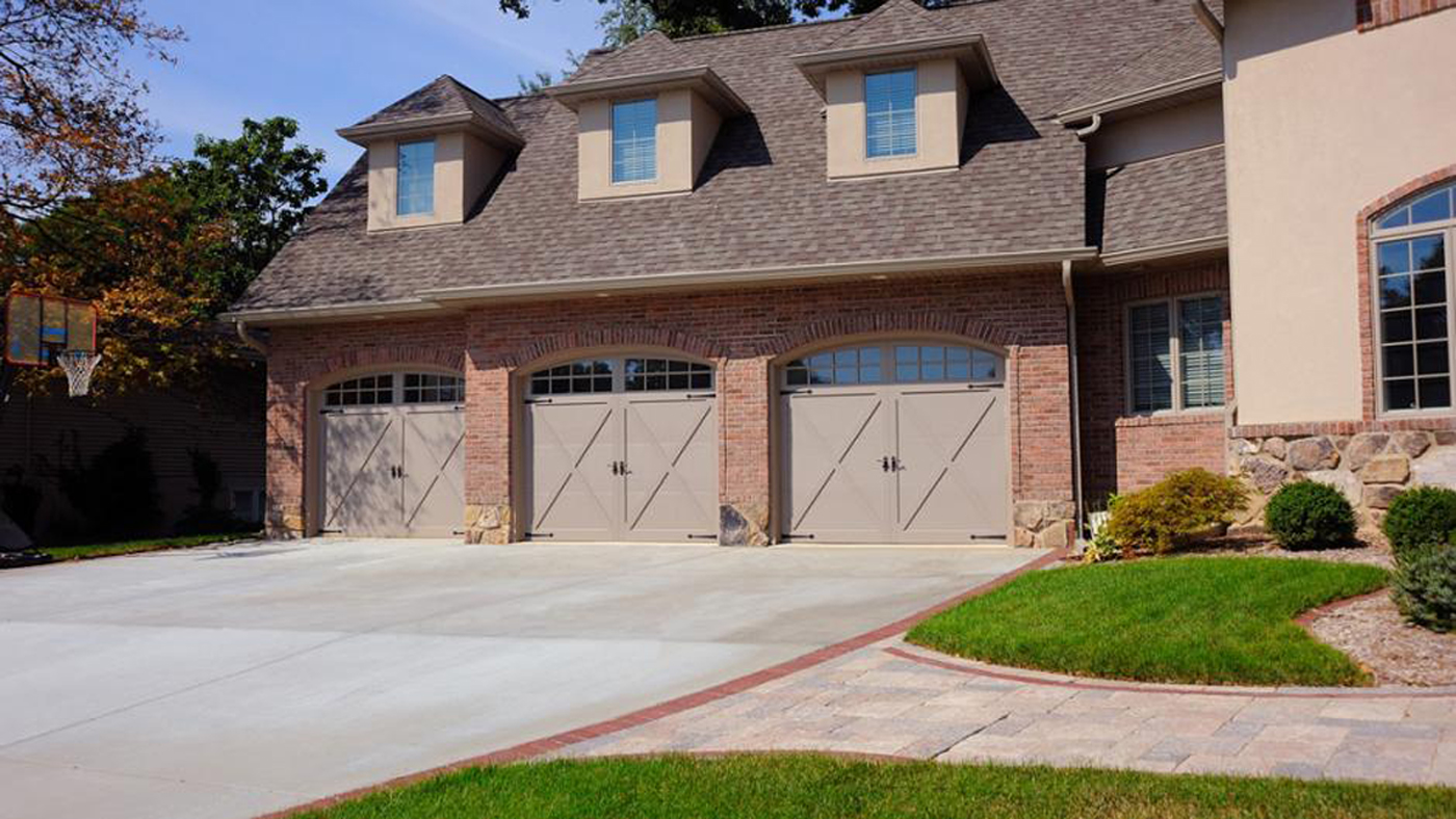 Clegg Bros. - Residential Garage Doors - Hudson Valley